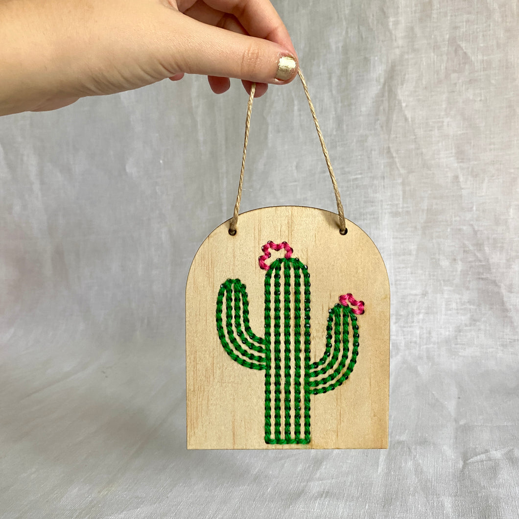 Cactus Back Stitch Wooden Banner Kit